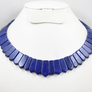 Blaue Lapislazuli Boho Halskette - Handgemachter mehrreihiger Statement-Schmuck - Geschenk für Frauen