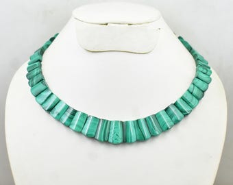 Malachite Beaded Choker Necklace, 12 inch Handicraft Necklace