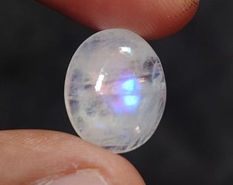 Size-14X11X5 MM Rainbow Moonstone Very High Grade Cabochon Gemstone, Chatoyant Natural Gemstone, Carat Weight-5.60.