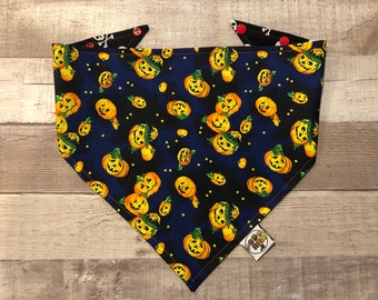 Halloween Dog Bandana / 2 COLOURS/ Halloween Reversible Pet Bandana / Spooky Pumpkin / Dog•Cat Bandana / Pet Bandana / Snap Bandana /