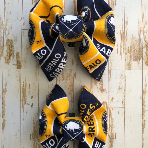 Buffalo Sabres Pet Bow Tie • Buffalo Sabres • Sabres Bow Tie • Dog Bow Tie • Cat Bow Tie • Pet Bowtie • Sabres • Dog Gift • NHL Bow ties