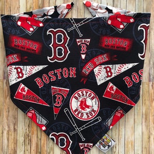 Boston Red Sox / Dog • Cat Bandana / Pet Bandana / Boston / Red Sox / MLB Dog Bandana / MLB / Snap-On Bandana /