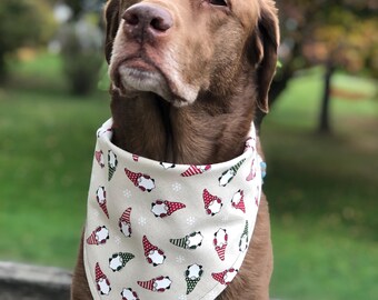 Christmas Dog Bandana / Tree Farm  / Winter Bandana / Cute Gnomes / Dog • Cat Bandana / Cute Dog Bandana / Snap-On Bandana / Santa Gnomes