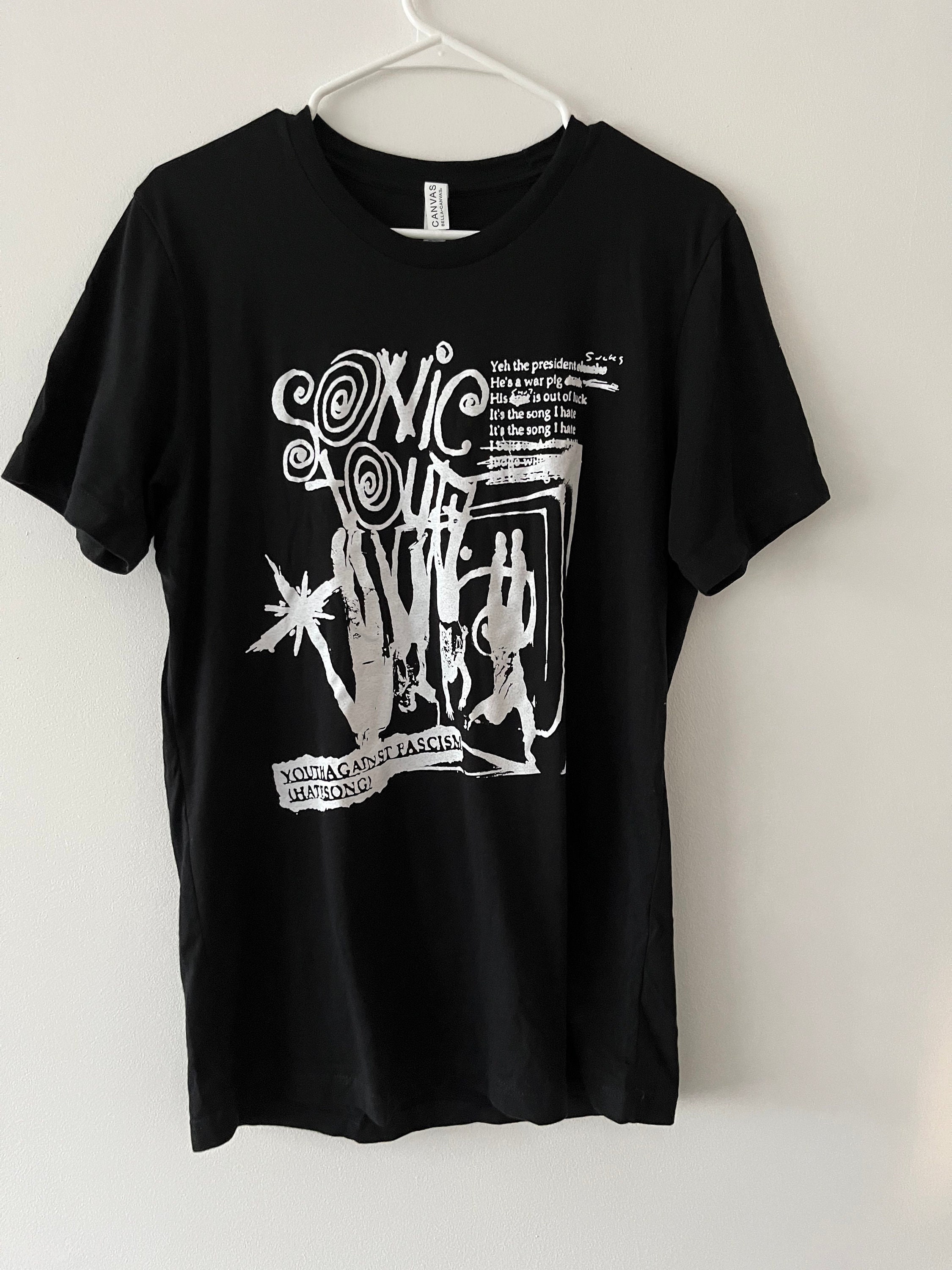 youth against fascism' graphic t-shirt 