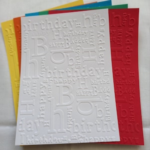 Carte de joyeux anniversaire en relief pour travaux manuels, fabrication de cartes et autres créations en papier.