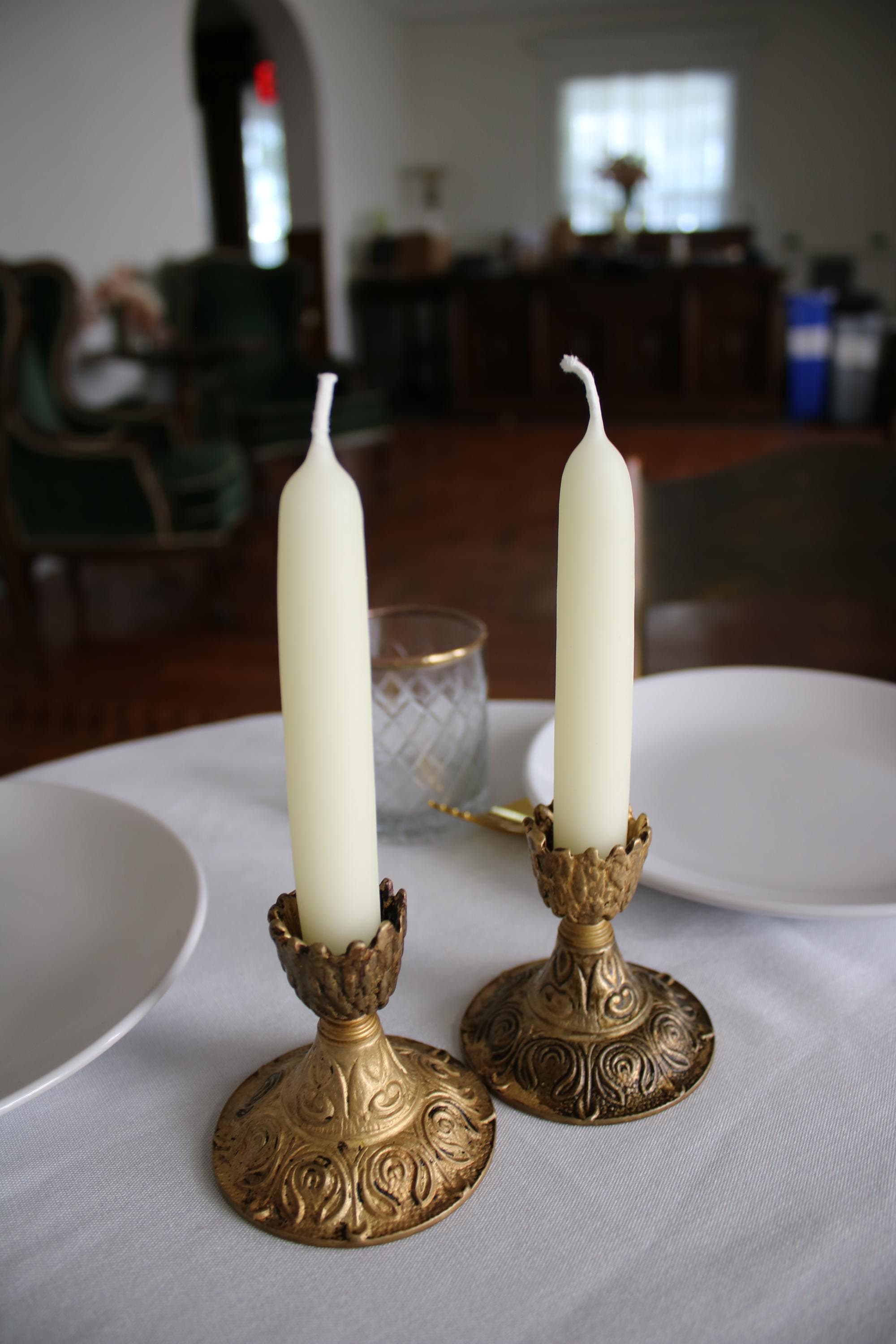 AR Candele Kosher Bianche – Confezione Da 20, Lunghe 10,5 Cm – Senza Fumo, Lunga Durata, Perfette Per La Casa, Cene, Emergenze - 2