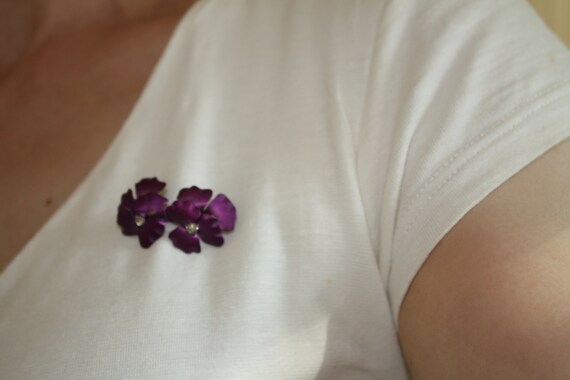 Antique Purple Pansy Brooch With Rhinestones - image 2