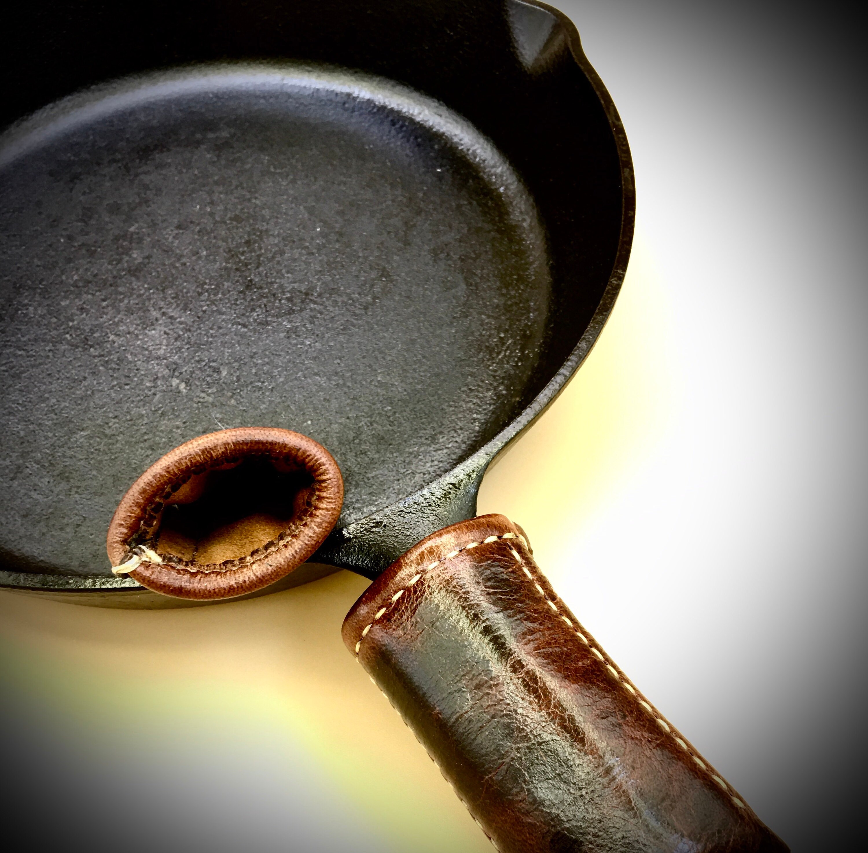 Leather Cast Iron Skillet Handle Cover Made With Crazy Horse Etsy