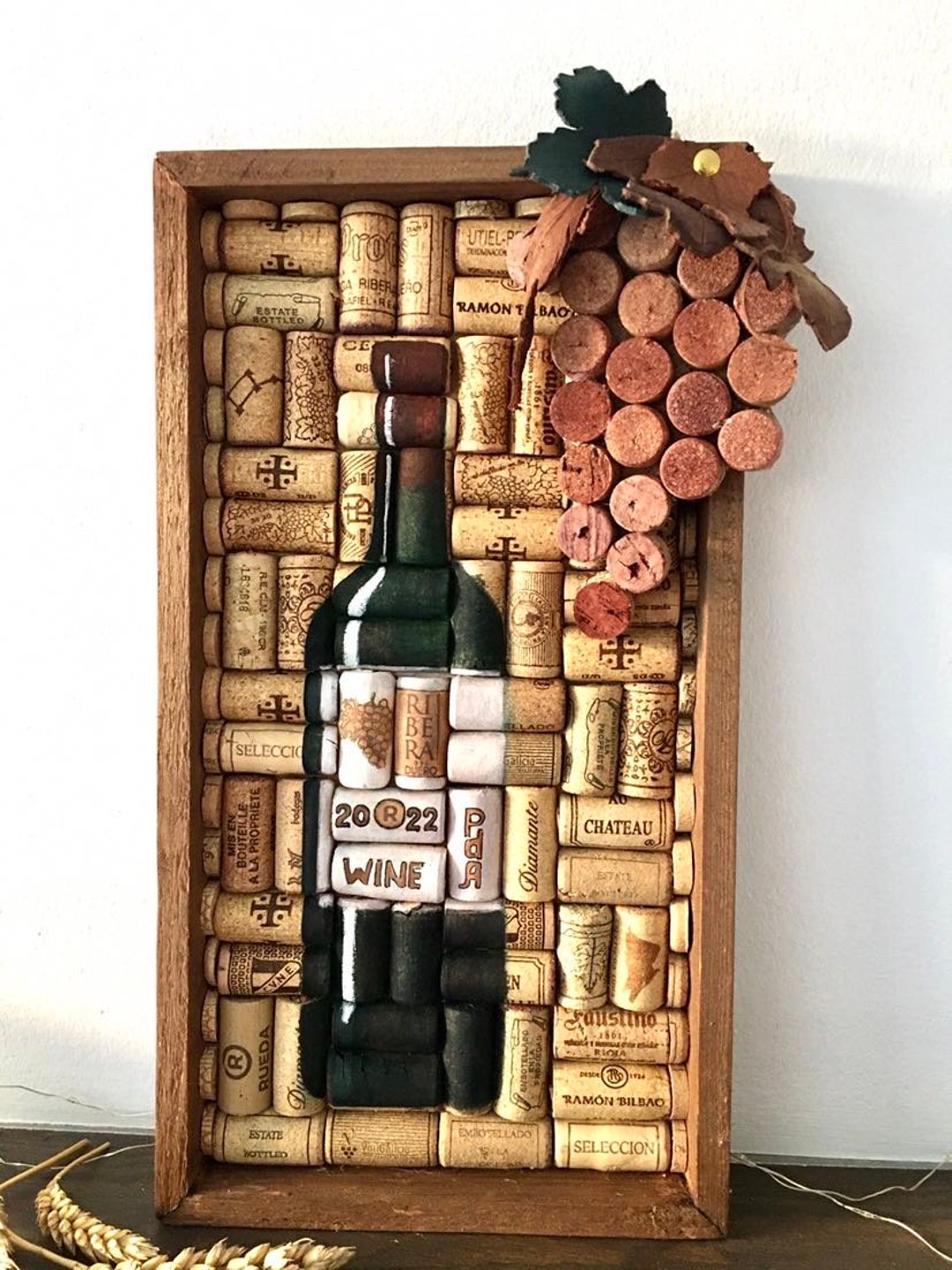Декор из винных бутылок