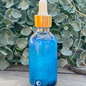 Evil Eye Oil – Spiritual Protection Oil Used for Warding Off Negative Energy, Jealousy, and Harmful Intentions