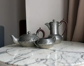 W & Co (Homeland Pewter) hammered pewter tea and coffee service , 1900’s