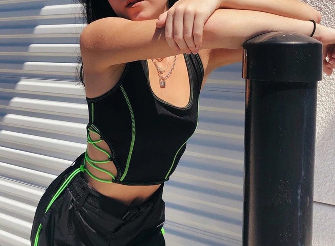 green y2k outfit