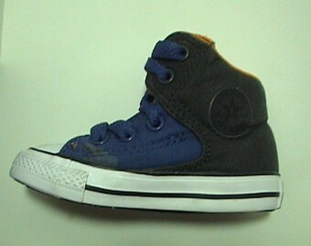 Toddler Converse All Star High Top Sneakers (Size 5) - NEW