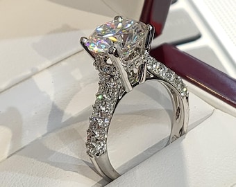 LABDIAMOND PLATINUM RING