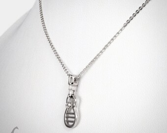 118N- Necklace and Pendant-Platinum950- Guitar Pendant and Cable Style Chain- Length chain up to 18.5 inches-Width 1mm1- Weight 3.77 gram