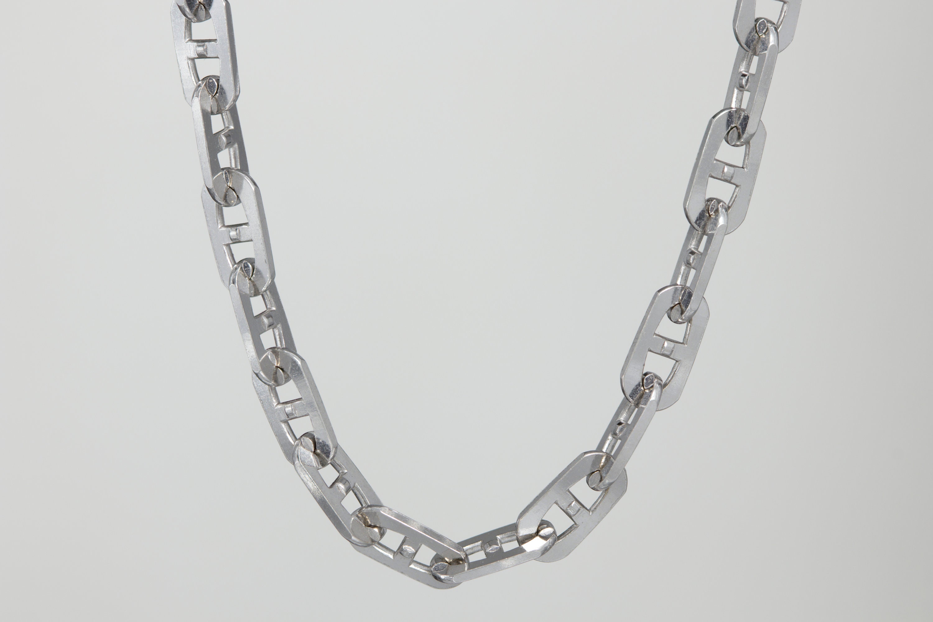 133 N Price 2 999.oo White Gold 18k Au750 Flat Mariner Link