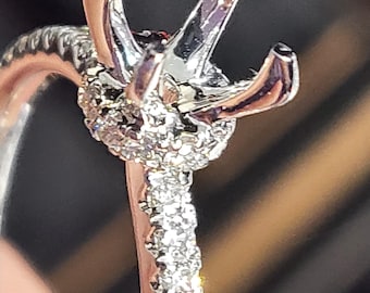 DIAMOND ENGAGEMENT RING
