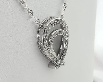 14K White Gold Diamond Pendant – Elegant Italian Design, 0.15 Ct Diamond