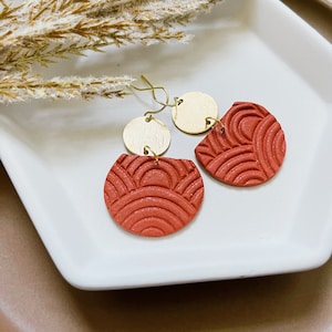 Boho Copper Pearl Clay Earrings: Textured Lightweight Hypoallergenic