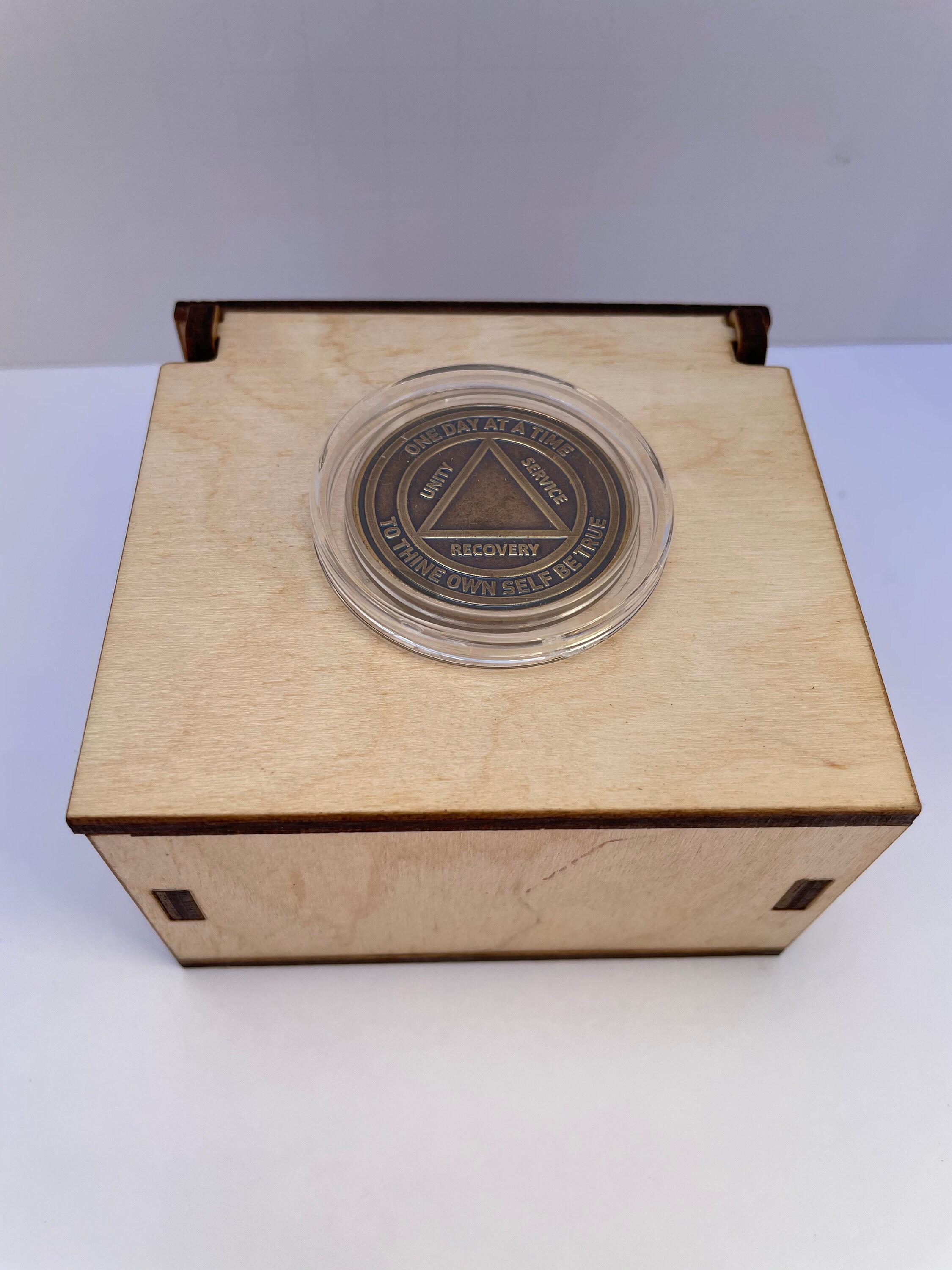 FREE COINSaa chip holder display box Alcoholics Anonymous Etsy