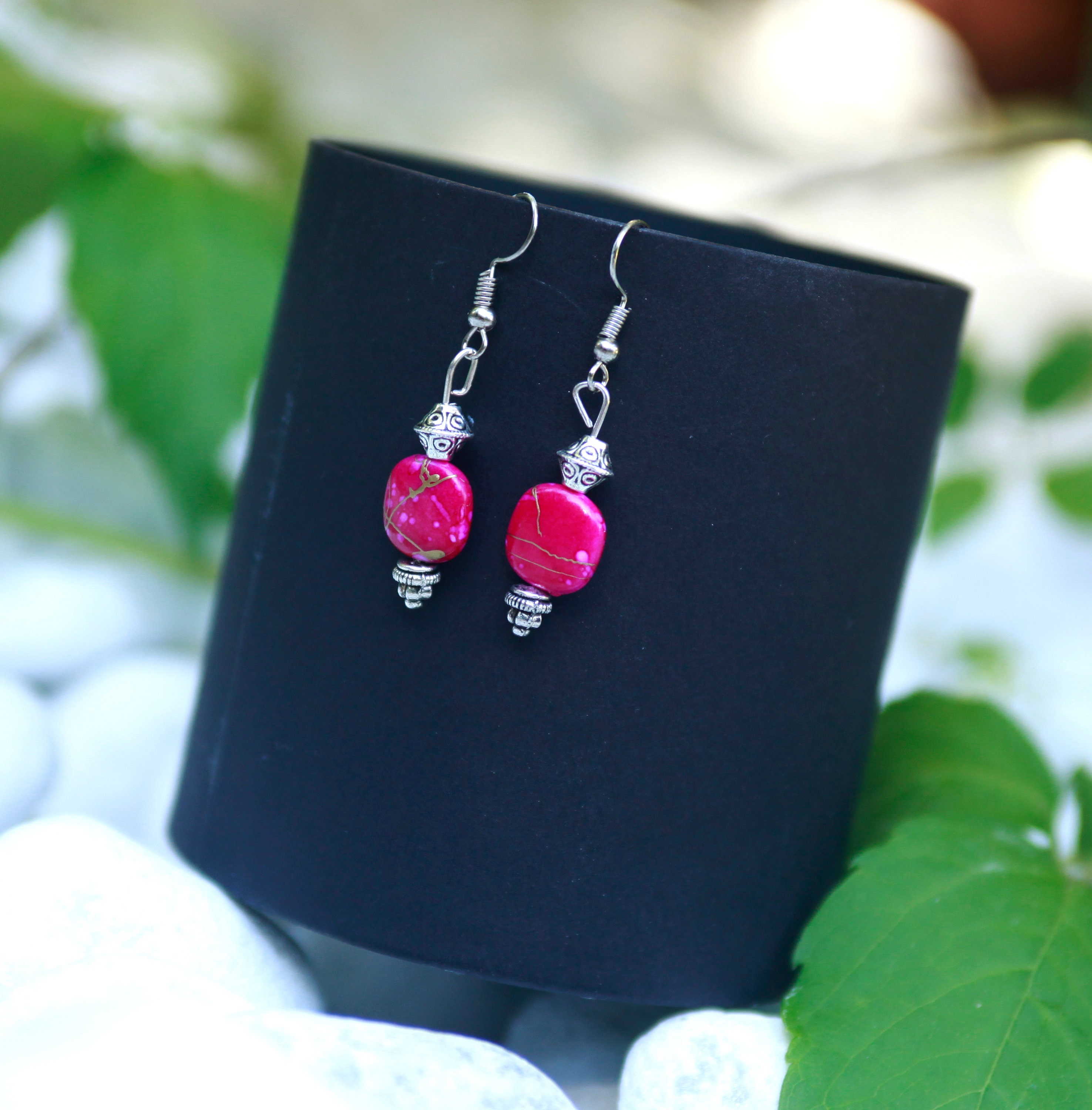 Boucles D'oreilles Fantaisie Rose Fushia - Perles En Jade Et Argent - Création Artisanale