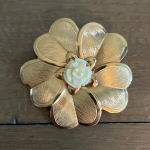 Vintage Brushed Gold Tone Brooch with Carved Rose