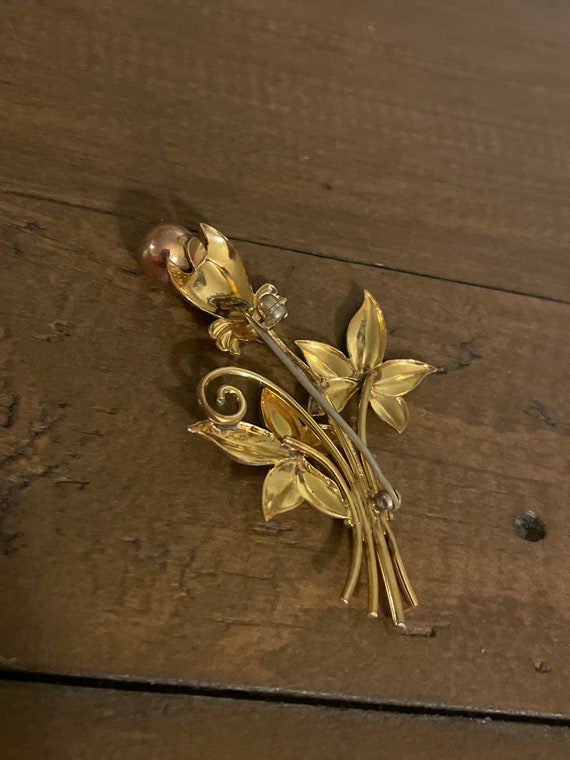 Vintage 12K Gold Plated Floral Brooch - image 3