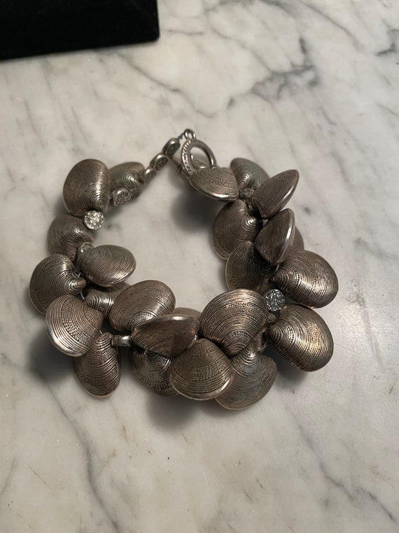 Vintage Silver Tone Clam Shell Bracelet - image 3