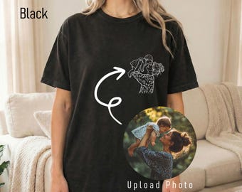 Camiseta personalizada con dibujo lineal a partir de una foto / Regalo personalizado para el Día de la Madre / Camiseta minimalista con retrato familiar / Camiseta personalizada para mamá