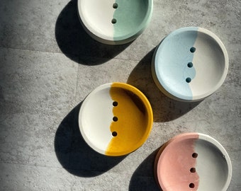 Round Concrete Soap Dish | Eco-Friendly Soap Dish | Circle Soap Dish | Minimalist Soap Dish