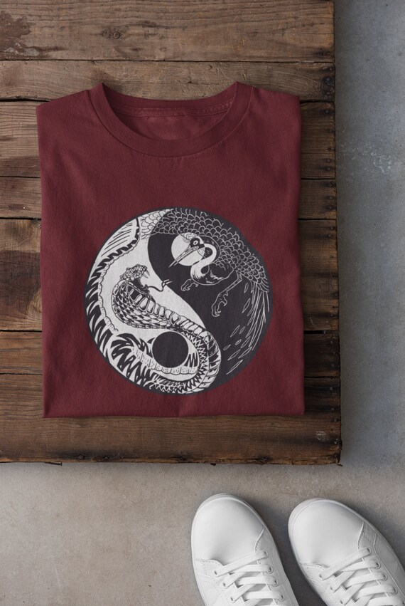 Bio Baumwoll Shirt Yin und Yang Symbol, nachhaltiges T-Shirt für Damen und Herren, Kobra Schlange T-Shirt künstlerisch Animal Art