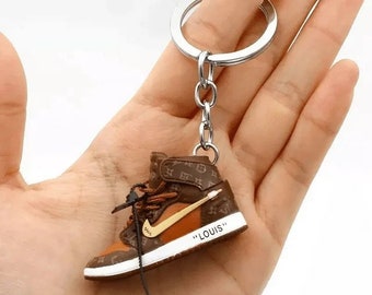 Jordan Shoe Pair Keychain / with mini box and collectable stickers