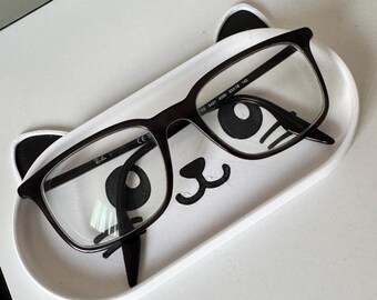 3D printed designer glasses holder – Cat pattern