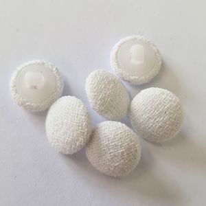 Fabric Covered Bridal Buttons 11mm (size 18&#39;&#39;&#39;) Ivory Crepe