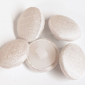 Fabric Covered Bridal Buttons 11mm (size 18&#39;&#39;&#39;) Ivory Silk by Harlequin