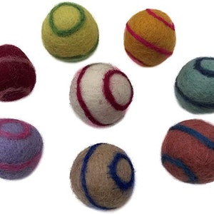 Wool Ball Cat Toys, Eco Friendly Safe for Cats Ferrets and Small Animals, Safe Pet Balls for Indoor and Outdoor Use