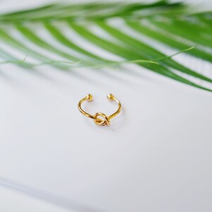 Knotted Gold Tone Ring