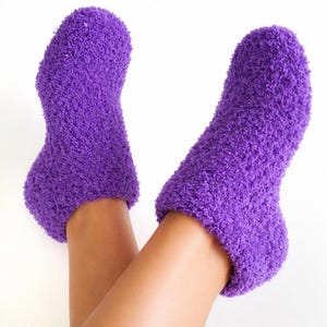 Fluffy Socks Crochet Pattern PDF - Soft and Warm Socks Tutorial - Beginner Friendly - English & Czech Pattern/Comfy slippers size 36-41 EU
