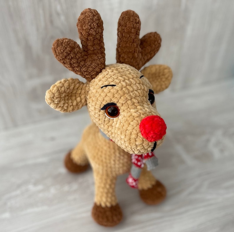 Crochet reindeer WRITTEN PATTERN, crochet reindeer PDF, Christmas decoration, christmas reindeer, the reindeer Rudolf, crochet reindeer image 2