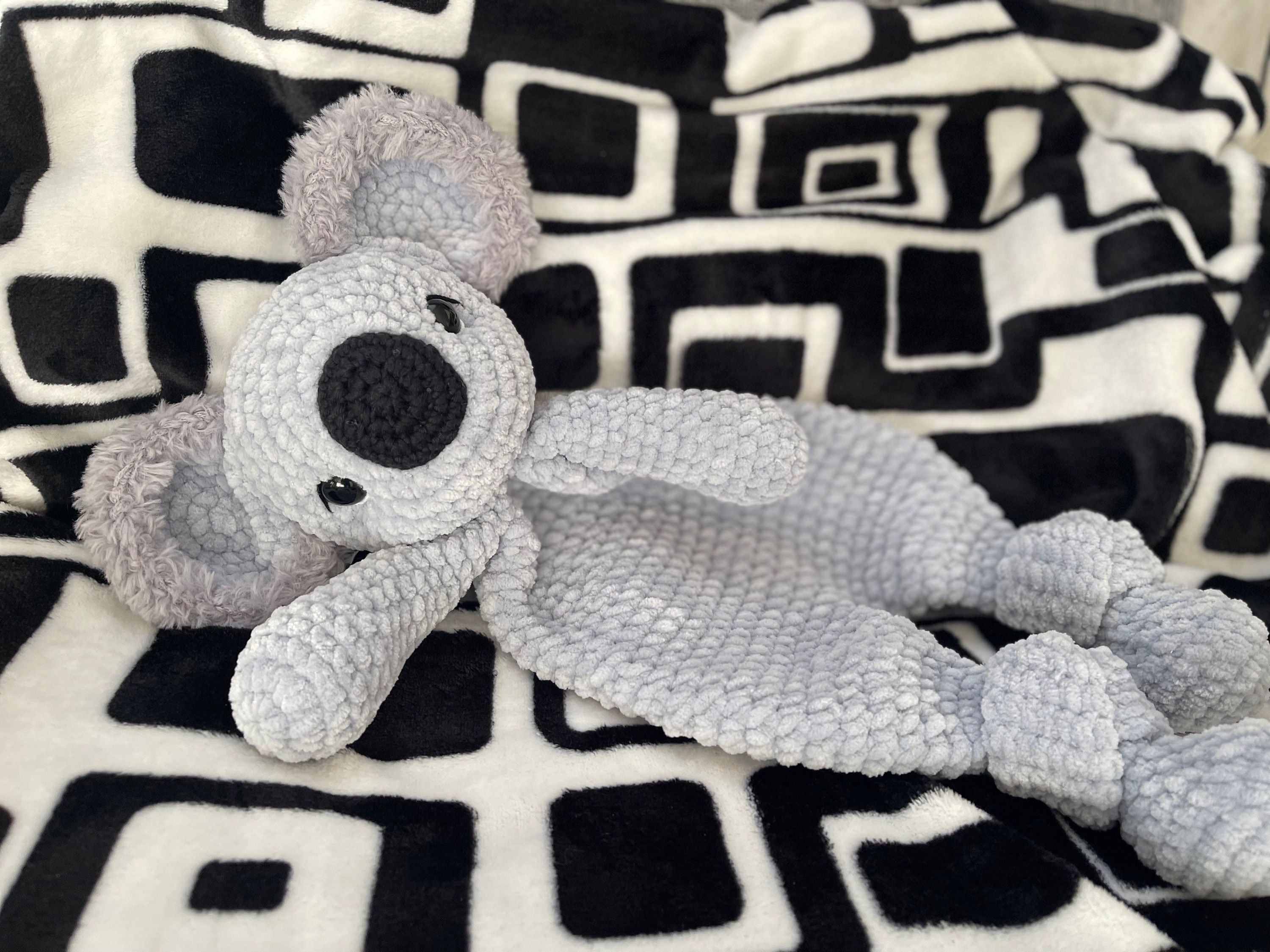 40 Koala Crochet Patterns for Amigurumi, Hats, Loveys, and Nursery Decor 25 Crochet Koala Snuggler Pattern: Amigurumi Toy ( Tutorial)