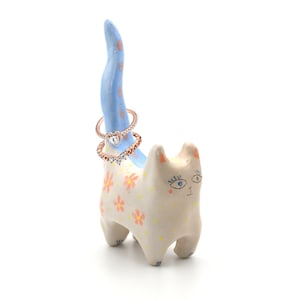 Cat Ring Holder - Ceramic &quot;Ouroboros&quot;