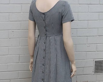 Perfect Clothing 90s vintage cottage core gingham midi dress S