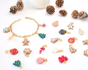 Bracciale con ciondoli natalizi personalizzati fatto a mano, braccialetto multi-ciondoli per le vacanze, placcato in oro 18k, regali personalizzati per lei