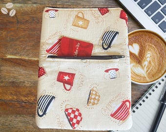 Doppelreißverschluss | Kindle Basic Hülle | Reißverschlusstasche vorne | Gepolstert | Handarbeit | e-Reader Hülle | Buchzubehör | Buch/Kaffee Liebhaber Geschenk