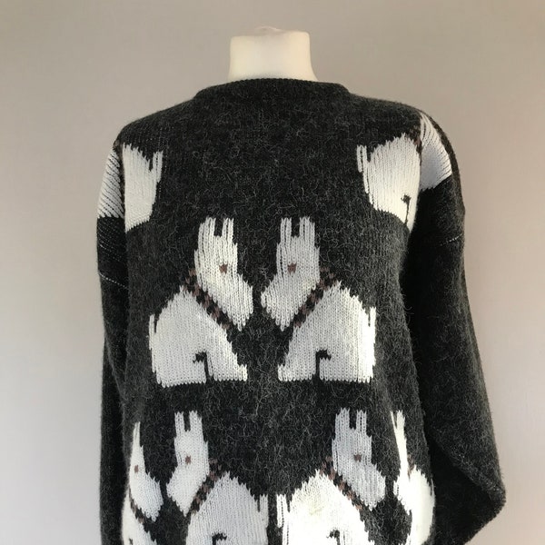 Vintage Novelty Jumper with Dog Design