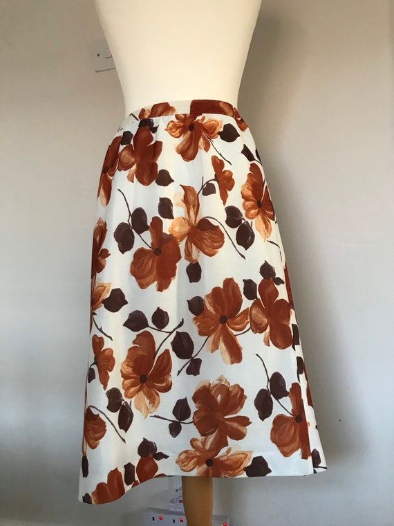 1970s Autumnal Floral Midi Skirt - image 2