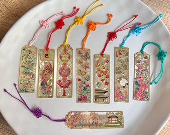 Golden Korean Heritage Bookmarks: Elegant Gold-Plated Designs