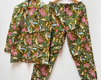 Katoenen pyjamaset met bloemenprint: handgemaakte loungewear-pyjama's