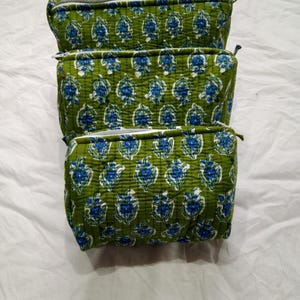 Borsa da toilette grande con stampa a blocchi indiani, borsa per il trucco colorata, borsa cosmetica in tessuto trapuntato, borsa da viaggio per articoli da toeletta