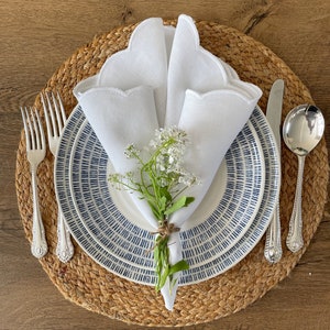 Luxury 100% Linen  Scalloped Napkins Fine Dining Table Linen White, 50x50cm Set of 6